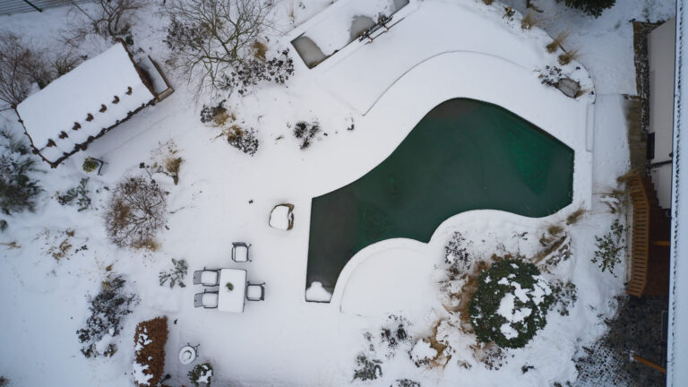 Gartenansicht im Winter