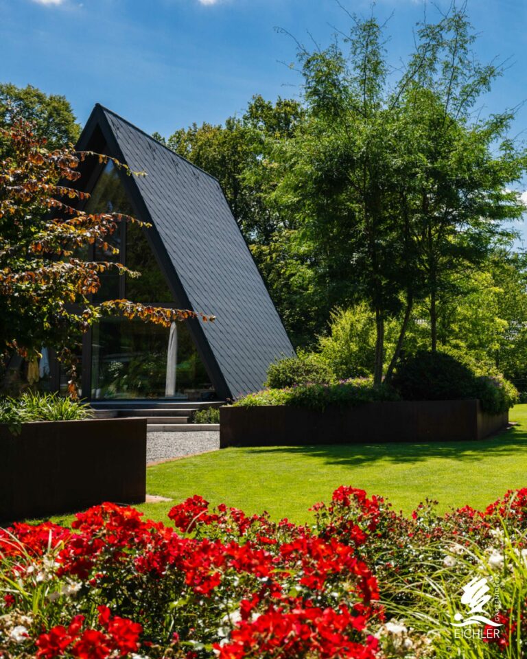 Eichlers Gartenideen Gartenporjekt mit Naturpool